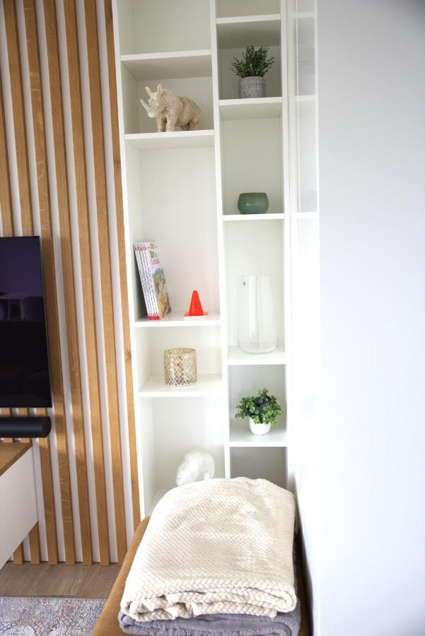 Peaceful Modern 2 Bedroom Penthouse With Nice View Hesperange Exterior photo